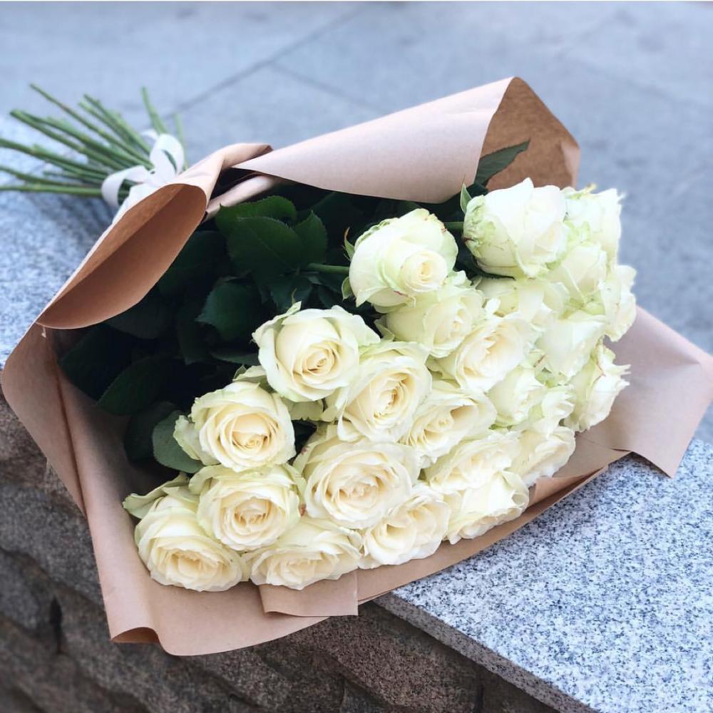 Букет Белые розы Анастасия в Губарево