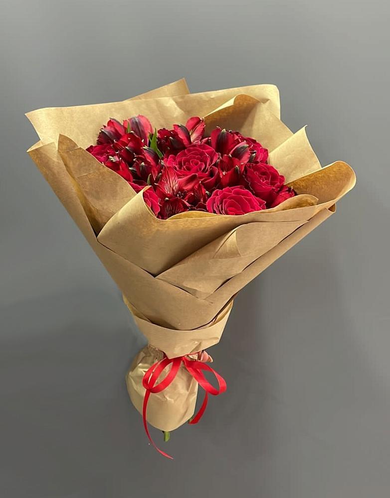 Букет цветов из: Альстромерии и Розы в Губарево