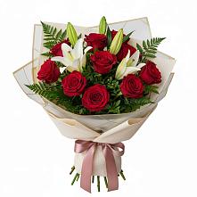 Букет цветов из:  Лилии и Розы в Губарево