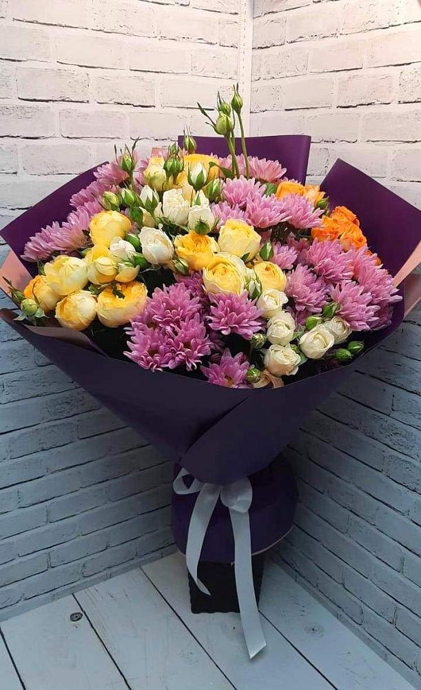 Букет цветов из: Хризантемы и Розы в Губарево