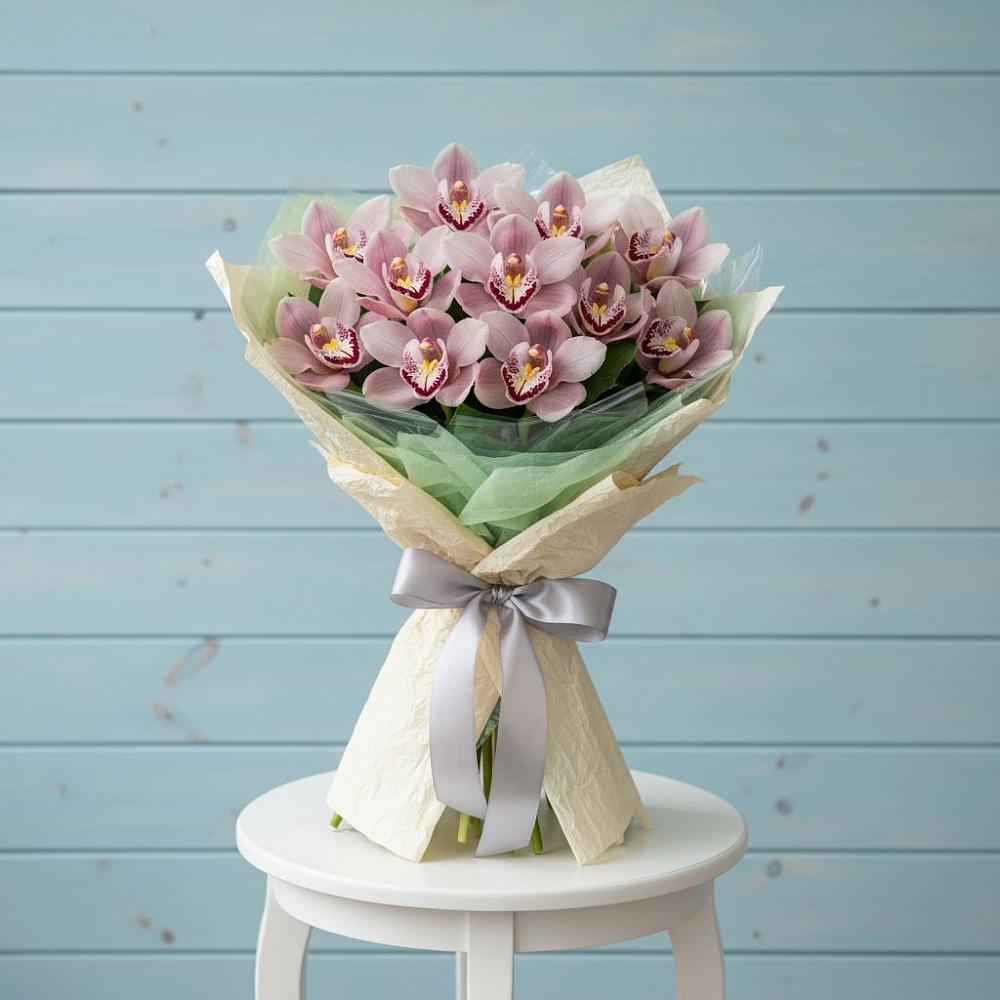 Букет цветов из: Орхидеи и Розы в Губарево