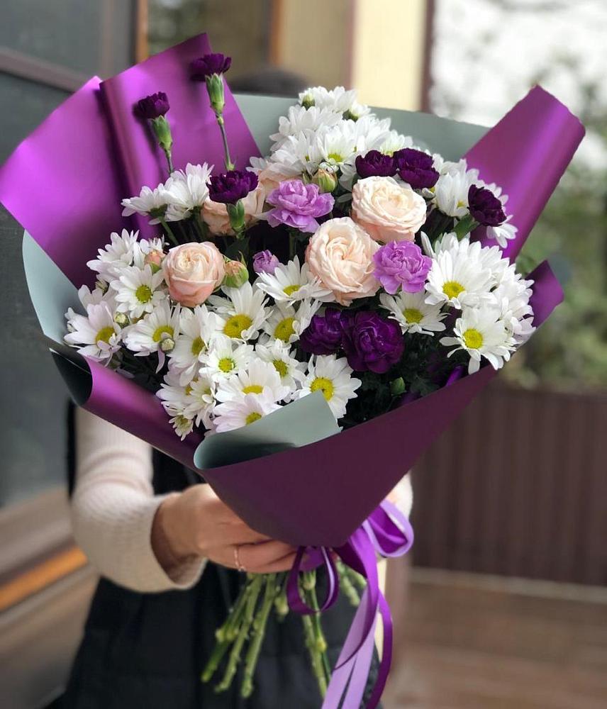 Букет цветов из: Хризантемы, Гвоздики и Розы в Губарево