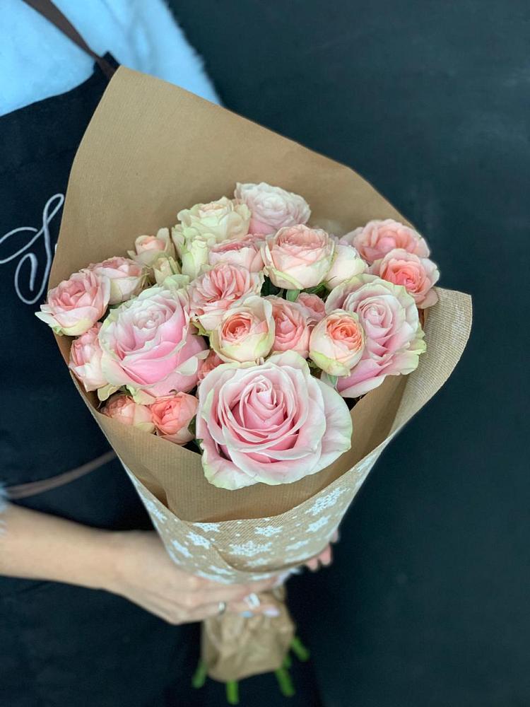 Букет цветов из: Хризантемы и Розы в Губарево