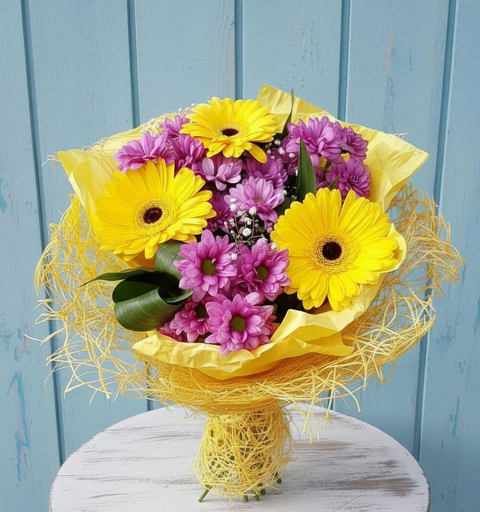 Букет цветов из: Хризантемы и Герберы в Губарево