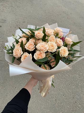 Букет Кремовые розы Латте в Губарево