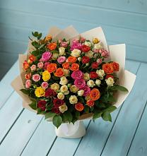 Букет Микс из разноцветных кустовых роз в Губарево
