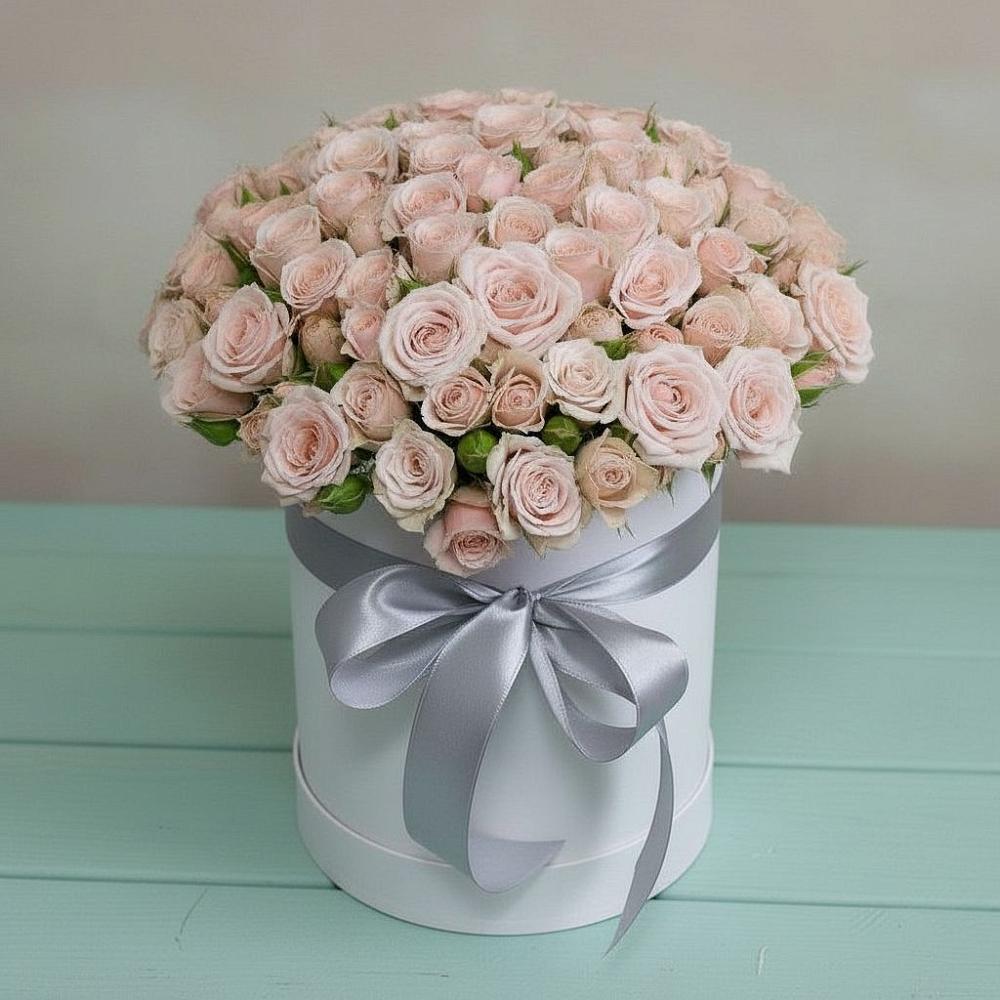 Цветочная композиция из Розы в шляпной коробке в Губарево